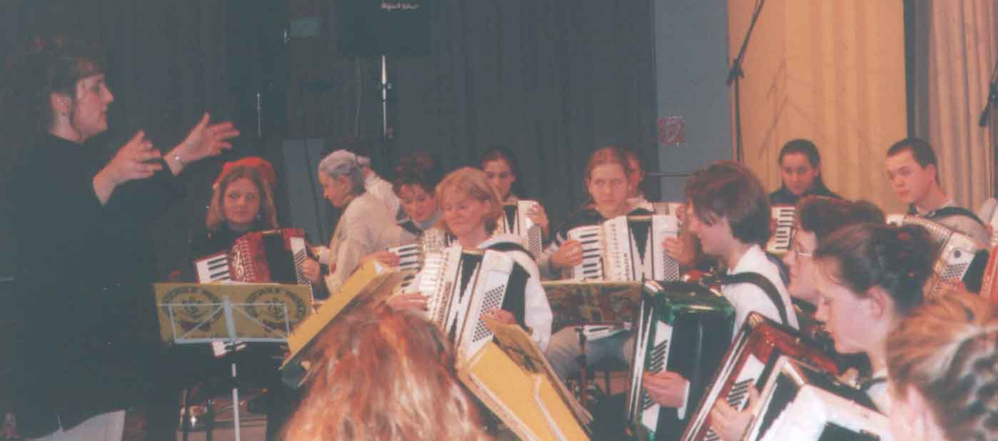 konzert 00.jpg (41681 Byte)